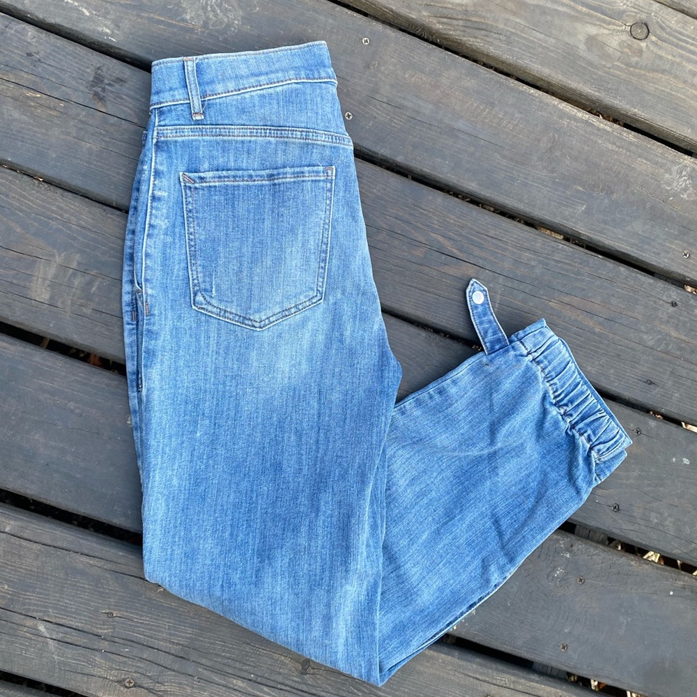 Express straight or jogger Jean